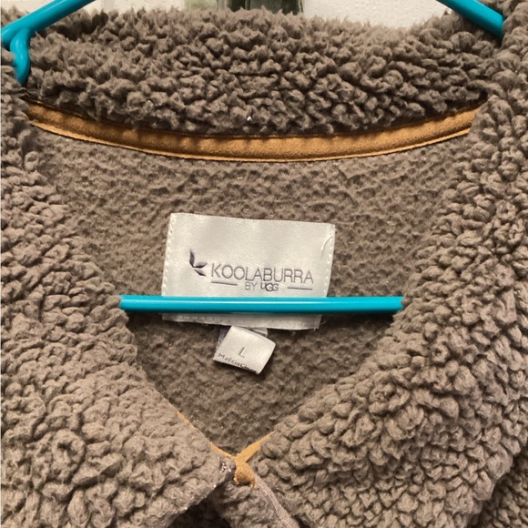 Koolaburra by UGG SX L Women’s Brushed Back Sherpa Cozy Shacket Sweater Brown - Picture 3 of 7